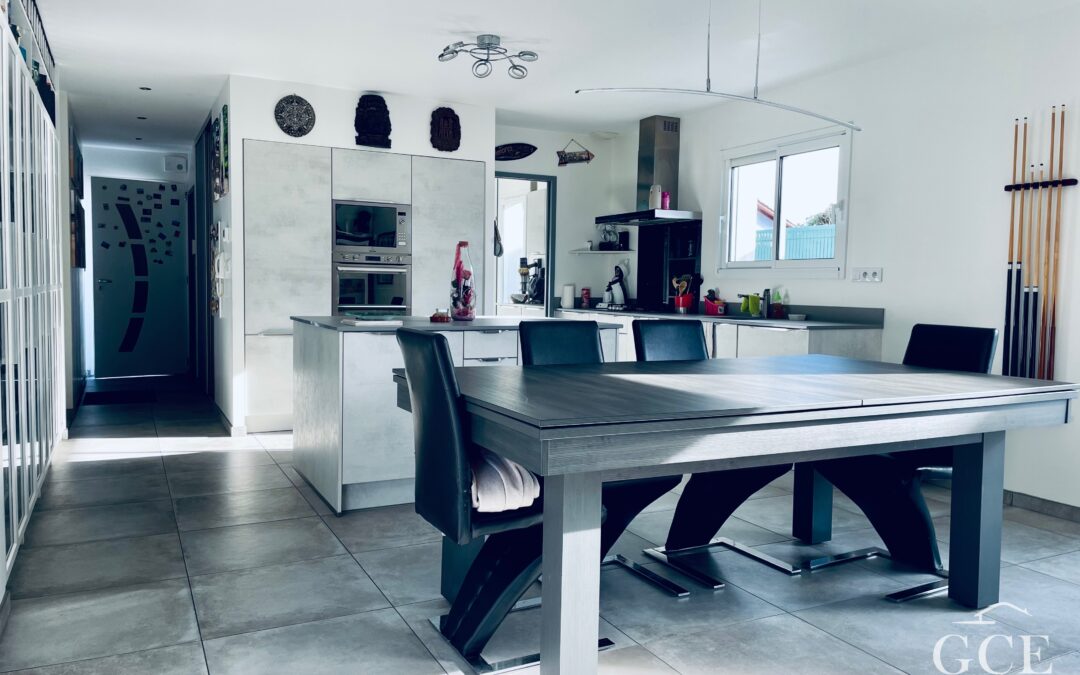 EXCLUSIVITÉ – MAISON 5 PIÈCES AVEC TERRASSE, EN EXCELLENT ÉTAT